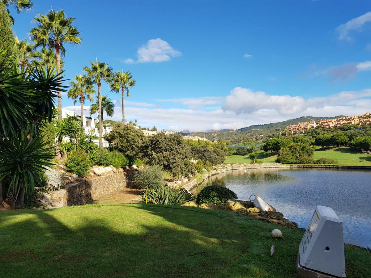 Ample Luxury Apart Fancy Marbella Golf & Padel Екстериор снимка